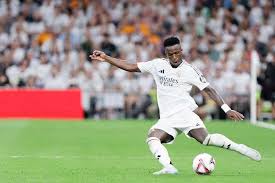 德甲综合:勒沃库森大胜法兰克福.